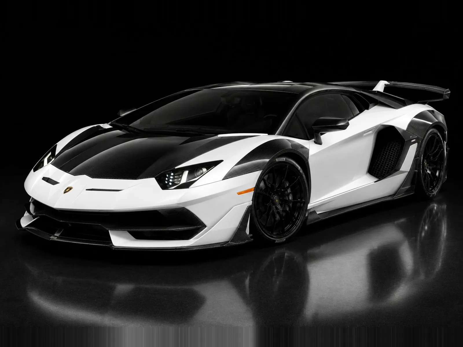 Lamborghini Aventador SVJ